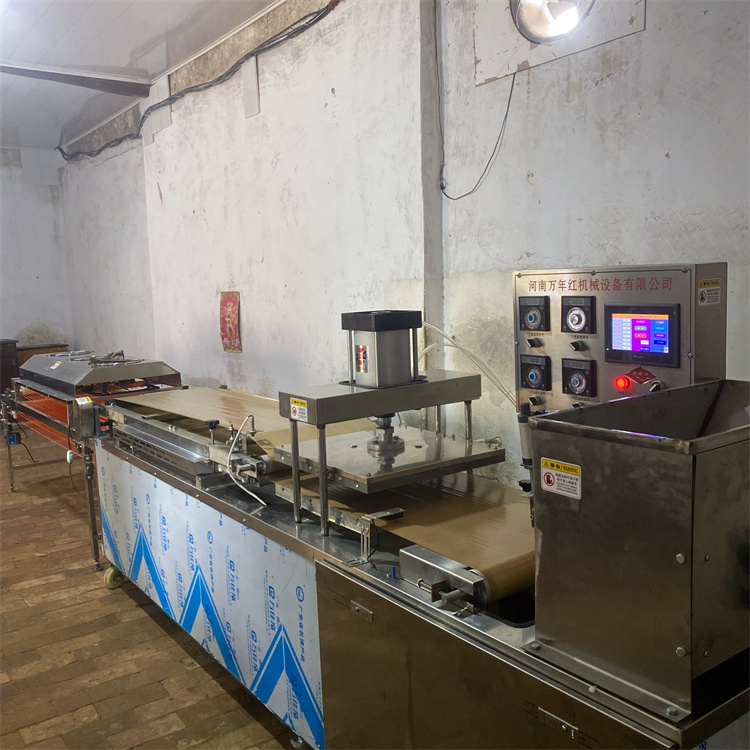 圓形春餅機(jī)開店利潤(rùn)怎么樣用心做好每一件產(chǎn)品