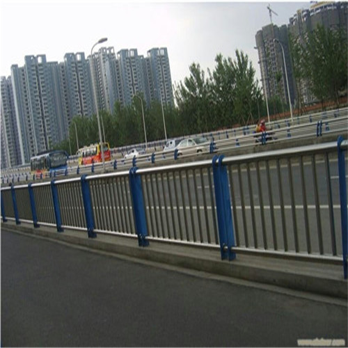 护栏自有工厂本地生产厂家