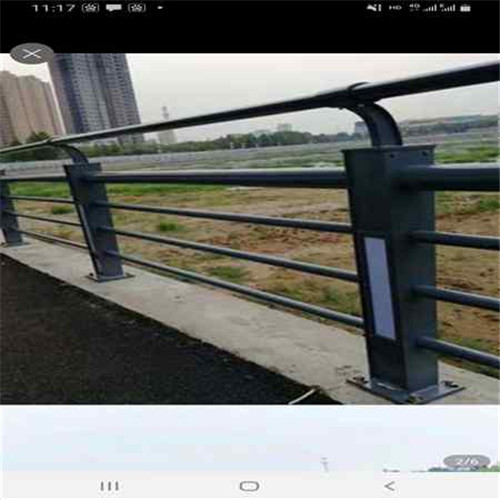 可定制的不銹鋼復(fù)合管欄桿供貨商本地經(jīng)銷(xiāo)商