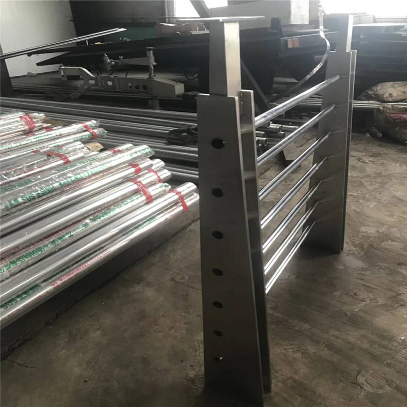 碳鋼噴塑護(hù)欄廠家報(bào)價(jià)誠(chéng)信商家