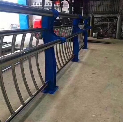 路橋護(hù)欄加工廠本地品牌