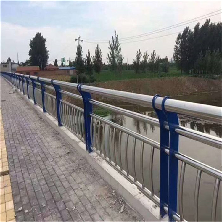 防撞橋梁欄桿專業(yè)直銷本地廠家
