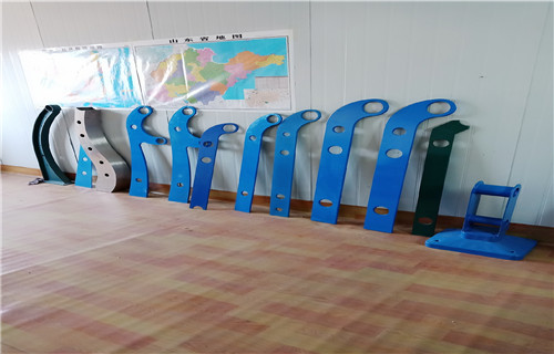 304不銹鋼復(fù)合管價格低本地貨源