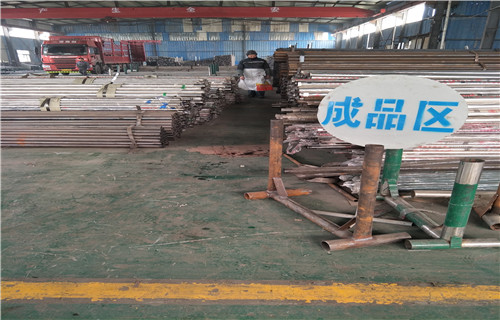 不銹鋼橋梁防護(hù)欄桿現(xiàn)貨價(jià)格本地貨源
