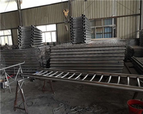 復(fù)合不銹鋼管護(hù)欄加工廠支持非標(biāo)定制